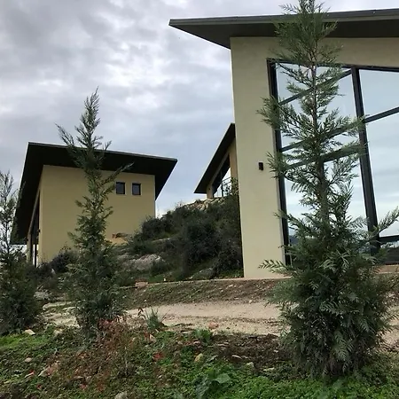 Farm stay Bote Farms Finiq