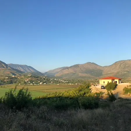 Bote Farms בית חווה Finiq